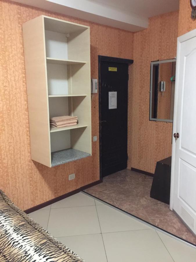 Na Bukovinskoy Guest House Kharkiv Extérieur photo