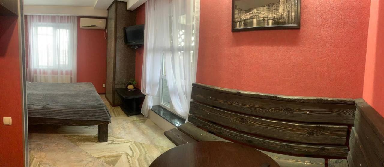 Na Bukovinskoy Guest House Kharkiv Extérieur photo