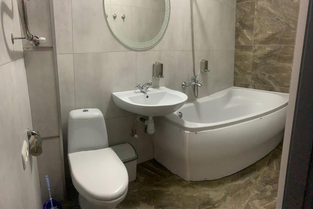 Na Bukovinskoy Guest House Kharkiv Extérieur photo