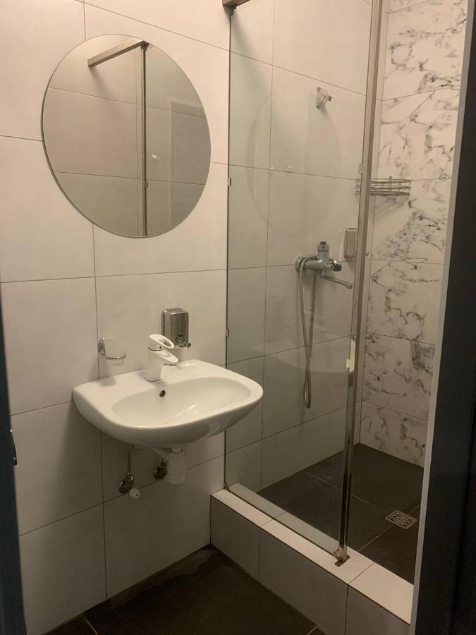 Na Bukovinskoy Guest House Kharkiv Extérieur photo